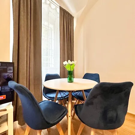 The Little Peaceful Retreat Apartment