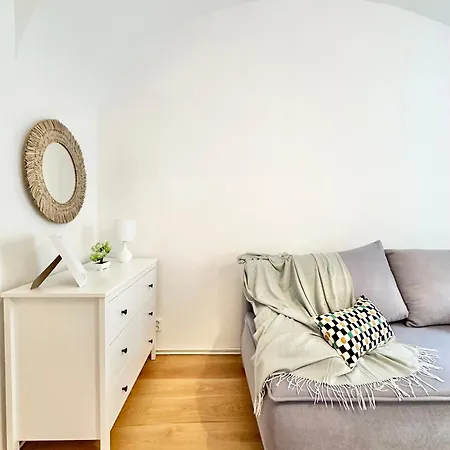 The Little Peaceful Retreat Apartment
